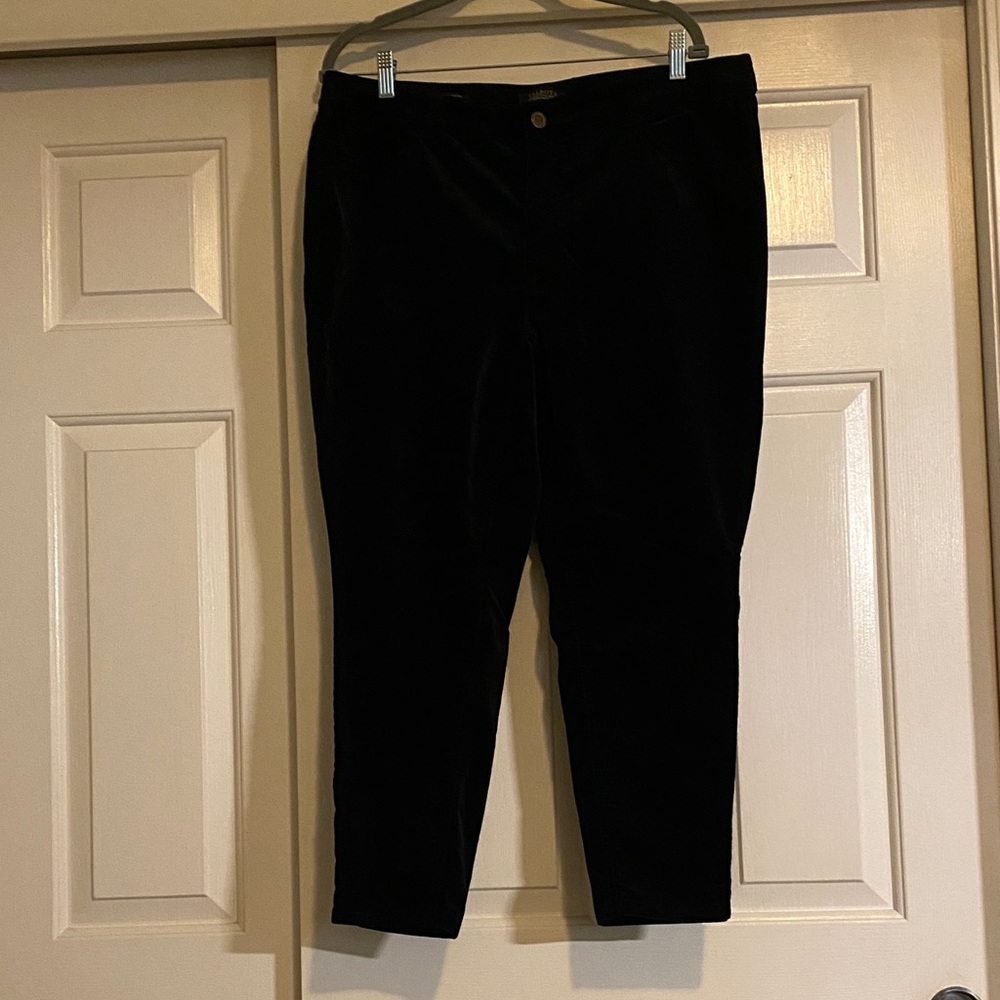 NWOT Talbots Black Velvet Jeggings